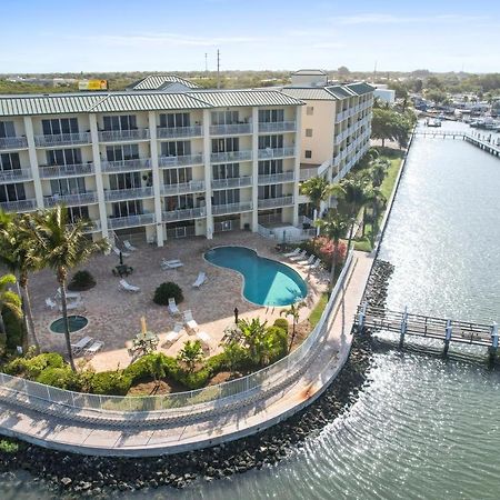 Oceanfront Luxury Condo! Mins To Beach! Rum Bar Next Door! Sint-Petersburg Buitenkant foto