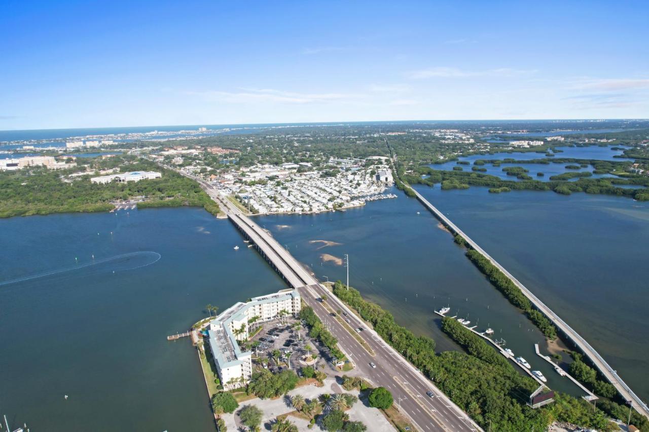 Oceanfront Luxury Condo! Mins To Beach! Rum Bar Next Door! Sint-Petersburg Buitenkant foto