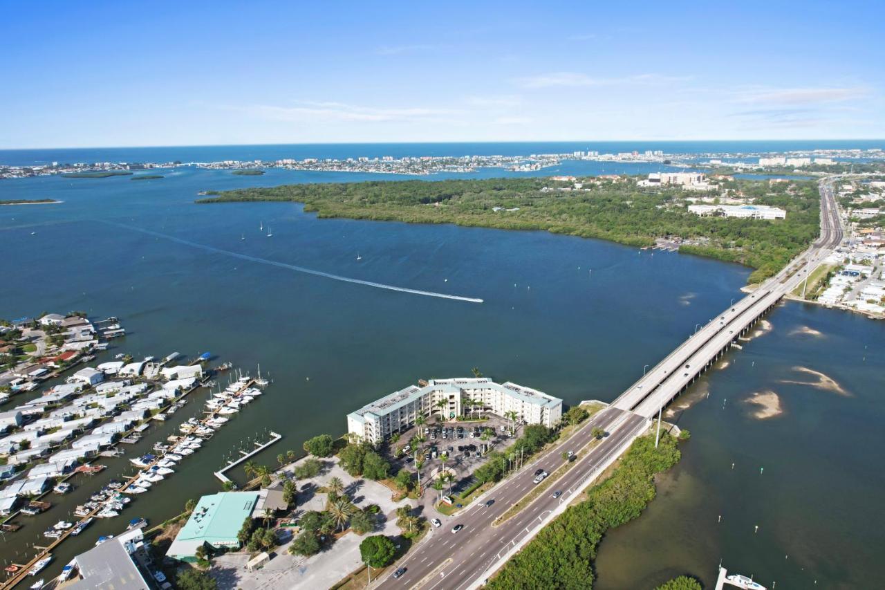 Oceanfront Luxury Condo! Mins To Beach! Rum Bar Next Door! Sint-Petersburg Buitenkant foto